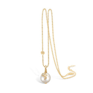 Blossom forgyldt perle vedhæng med hvid FVP, halskæde 45 cm