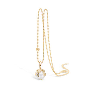 Blossom lille forgyldt perle vedhæng med hvid perle og zirkoner, 42+3 cm