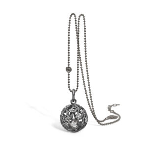 Blossom sølv oxideret kugle blomster vedhæng, 80 cm