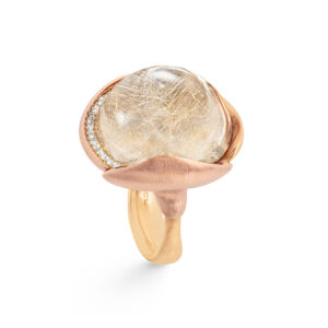 OLE LYNGGAARD Lotus ring str. 4 i guld/rosaguld med rutilkvarts og 26 brillanter