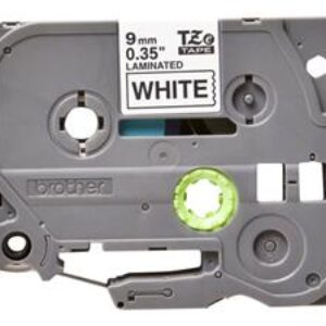 TZE221 Original Brother tape 9 mm. sort tekst / hvid tape (laminerede) 8 m. pr. rl.